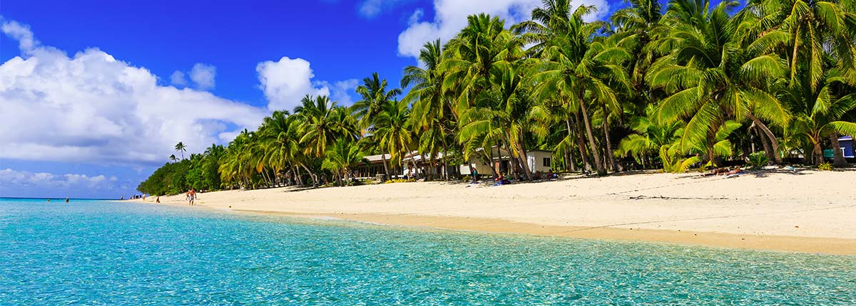 Stunning beach on Dravuni Island, Fiji