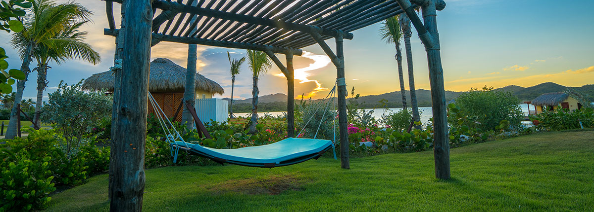 View of the sunset on Amber Cove island.