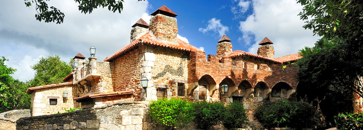 view historical architecture in la romana