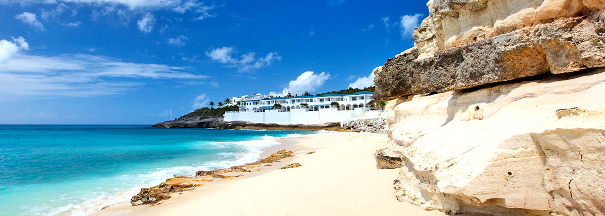 scenic view of cupecoy beach in st maarten