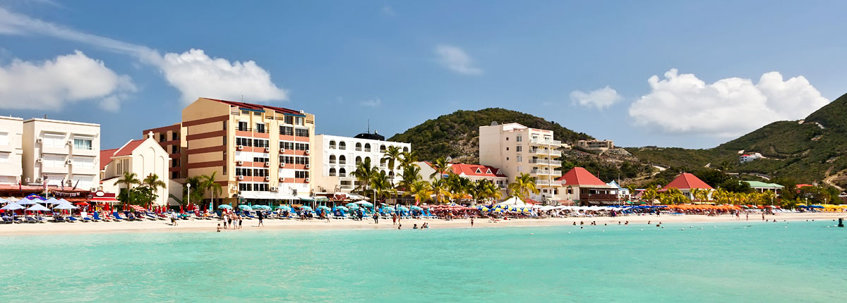 beautiful beach in philipsburg st. maarten