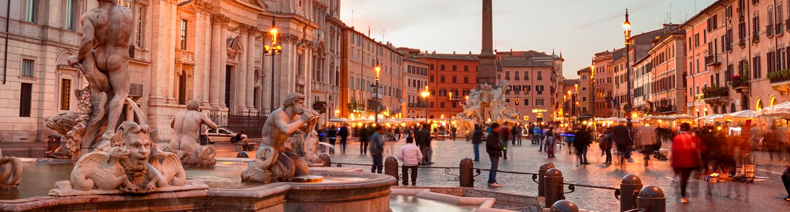 Crowd milling around in Piazza Navona in Rome, Italy