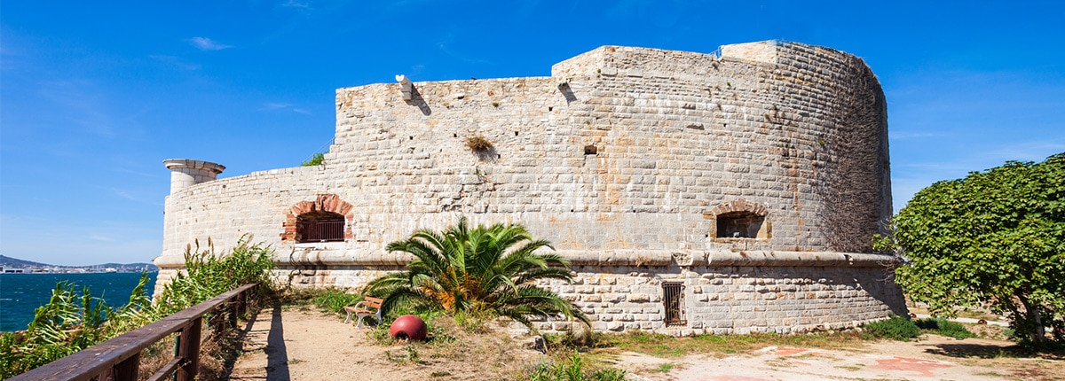 la grosse tour fort in toulon, france