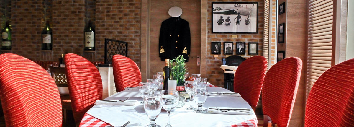 dining table at cucina del capitano