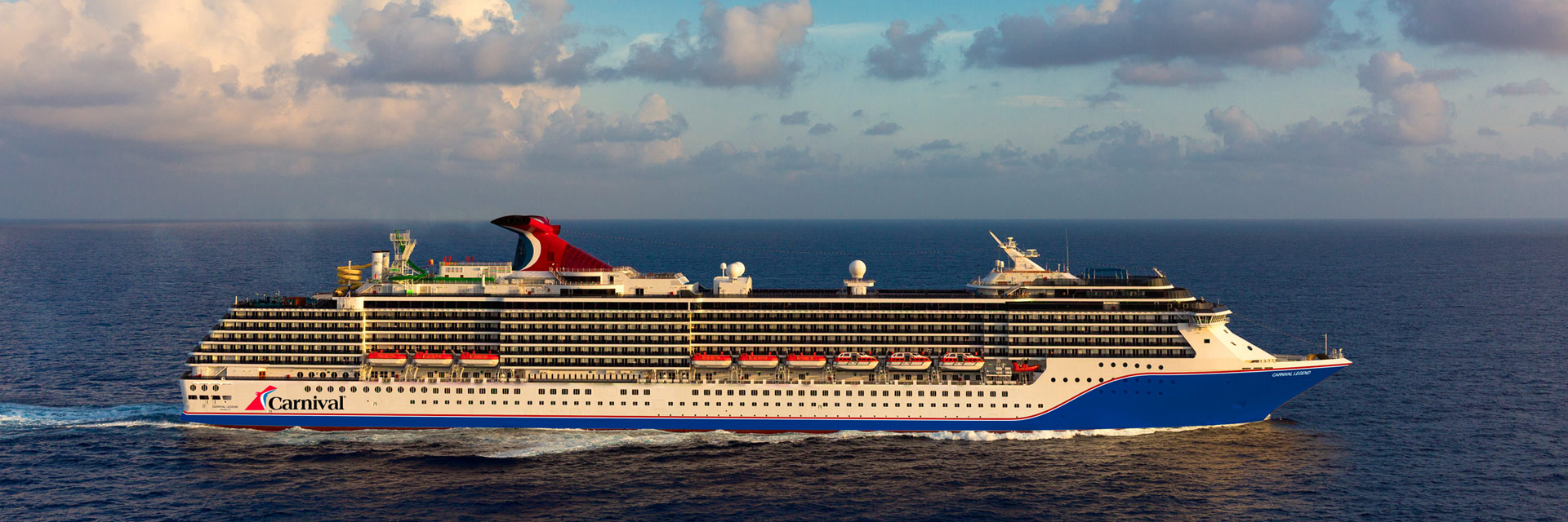 carnival legend sets sail at sea