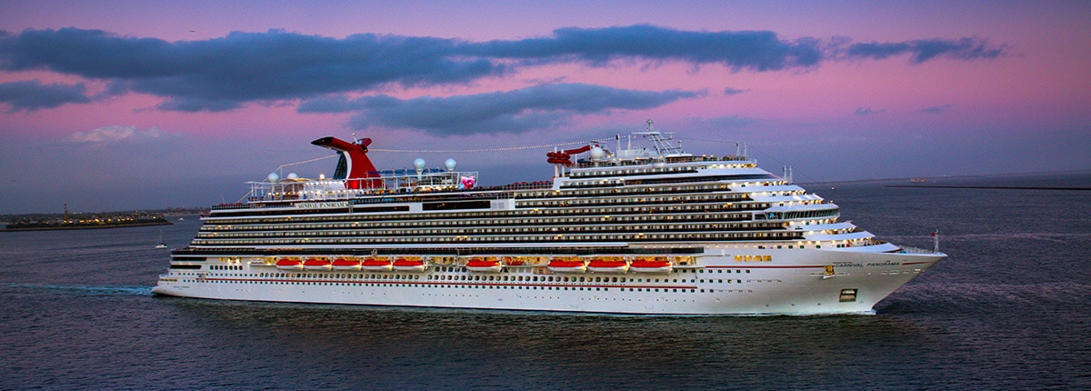 carnival panorama sailing at sea 